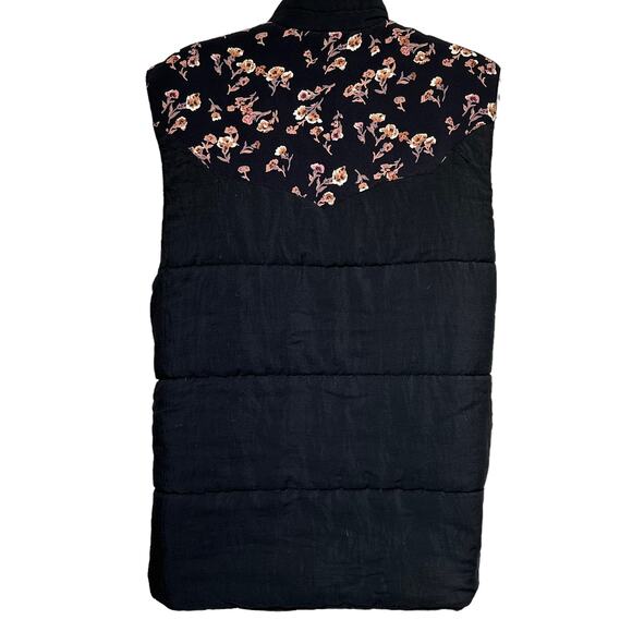 flynn skye embroidered full zip puffer vest Size 2 - Picture 4 of 7